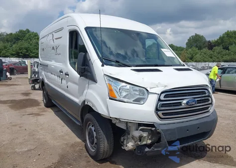 2017 Ford Transit-250 z USA, uszkodzony, nr VIN 1FTYR2CM4HKB46274
